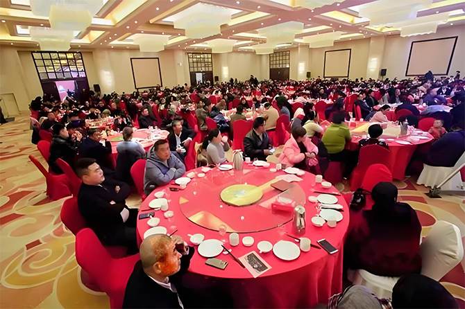 廣靈企業(yè)訂貨會(huì)現(xiàn)場圖片