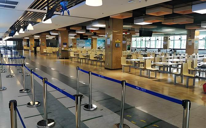 學校食堂和超市環境優美圖片